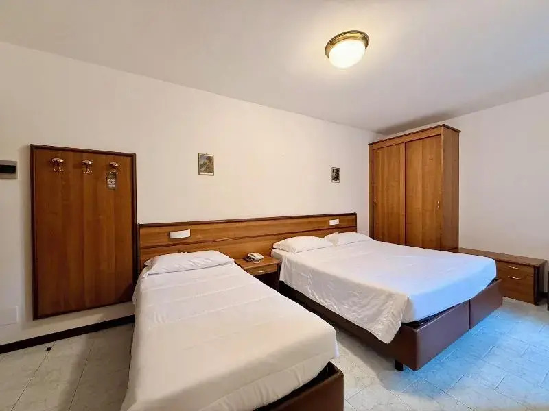 Hotel Montegrino Lakeview