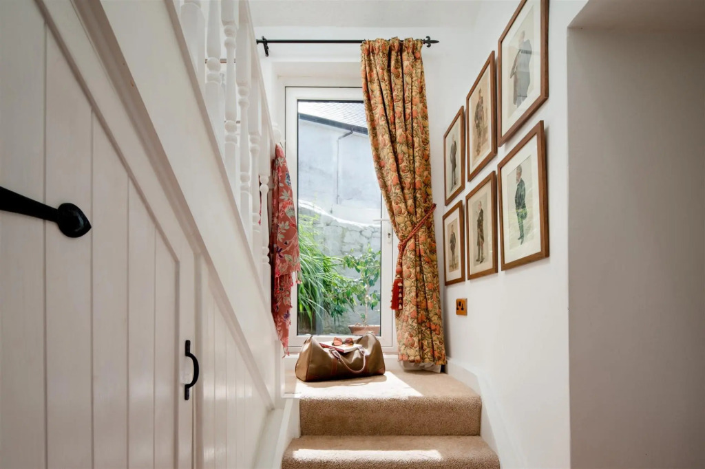 Haldon View - Characterful Devon cottage boasts stunning countryside views and hot tub
