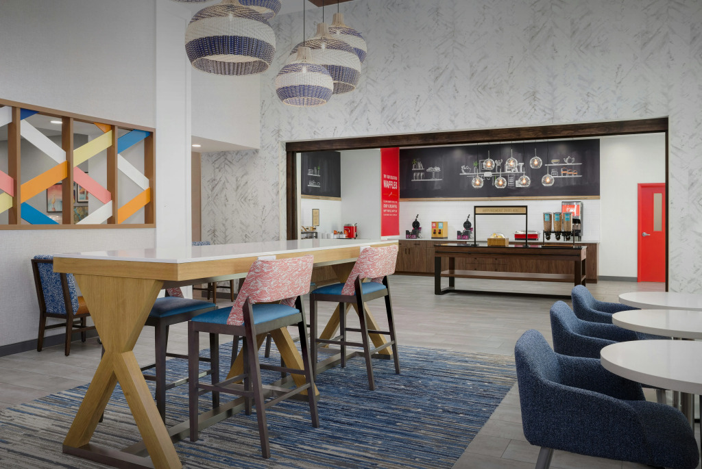 Hampton Inn & Suites Naples South