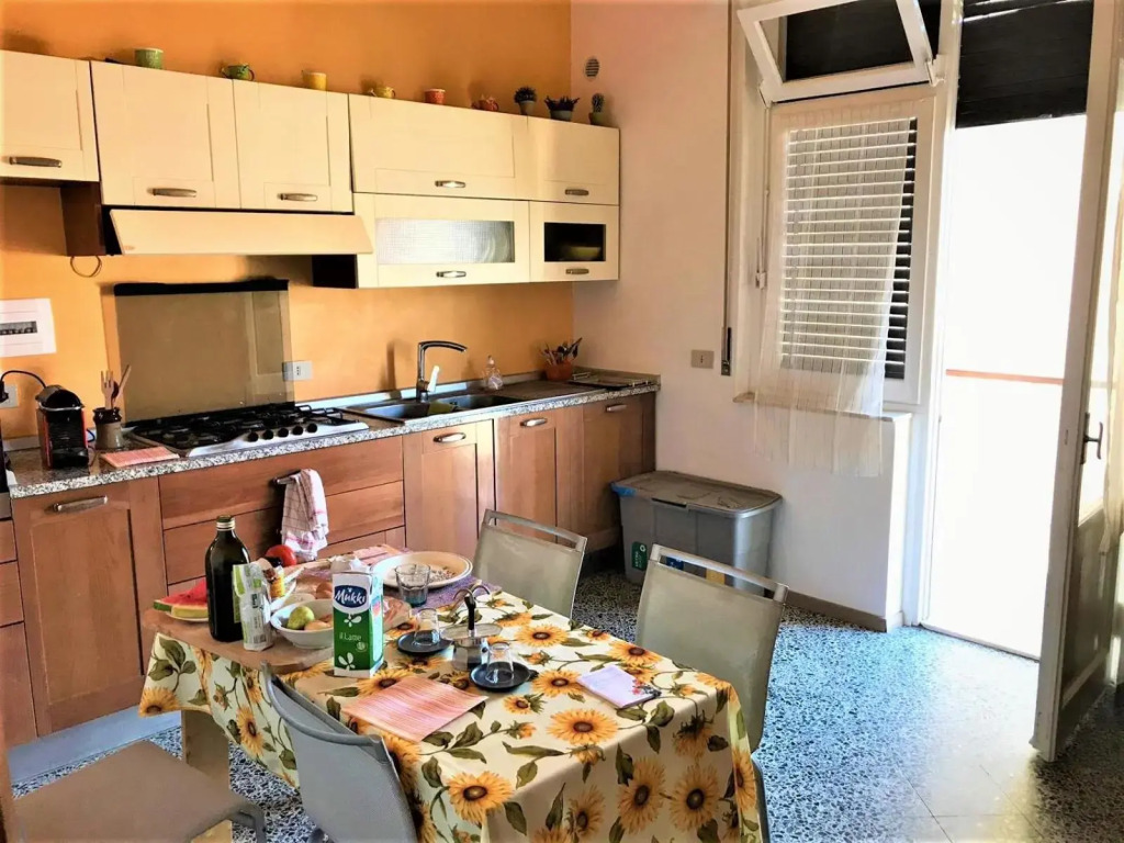 LEOHOME