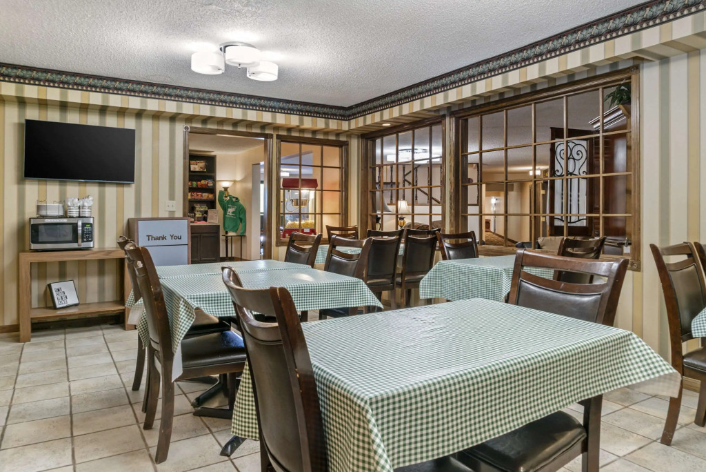 Quality Inn Saint Ignace I-75