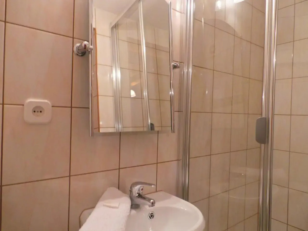 9 Sił Drewniany Dom
