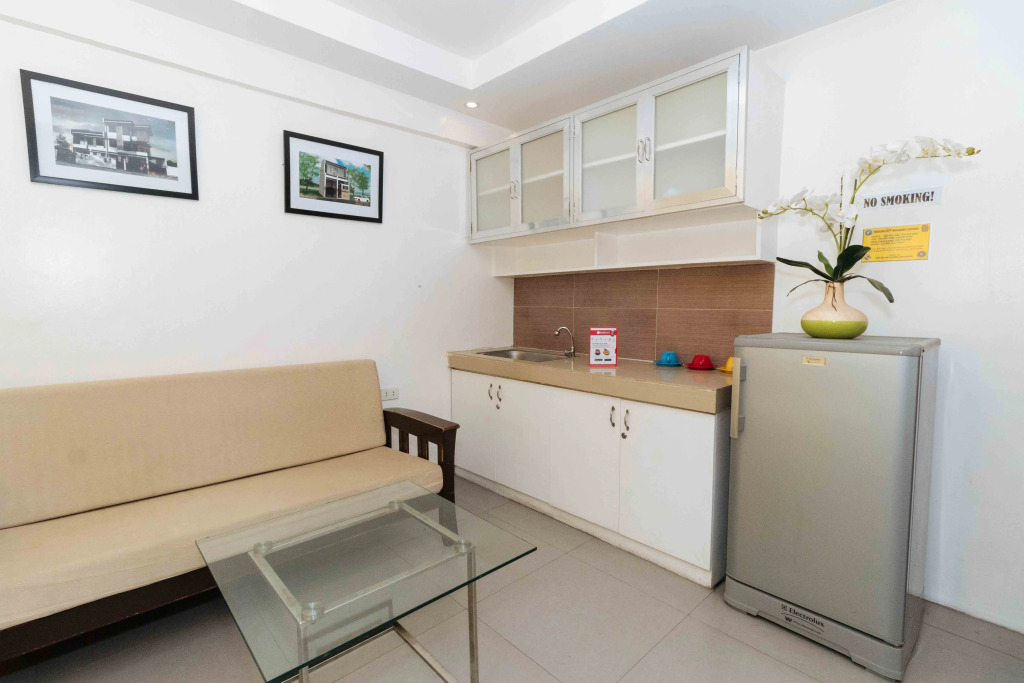 RedDoorz at DBuilders Rooms Ph1 Taguig