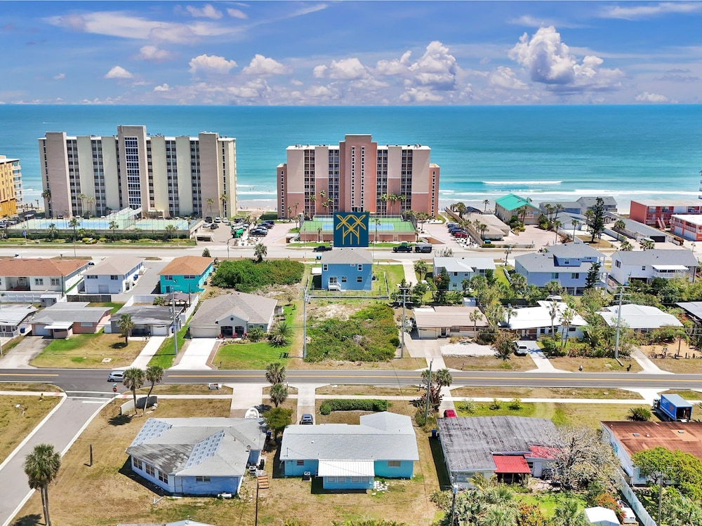 Turtle Paradisena by Distinctive Beach Rentals