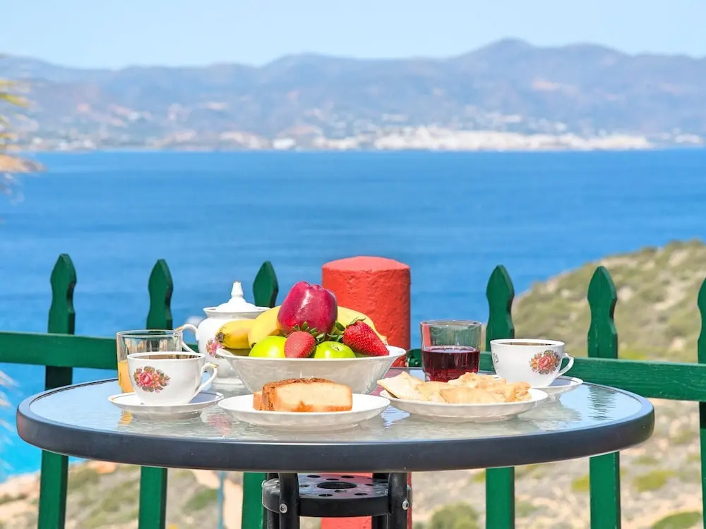 Modern Apartment in Agios Nikolaos Near Sea