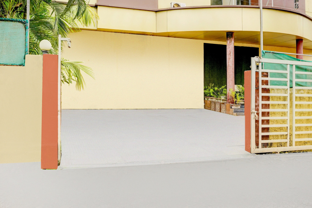Hotel O Kharbao Bhiwandi Thane