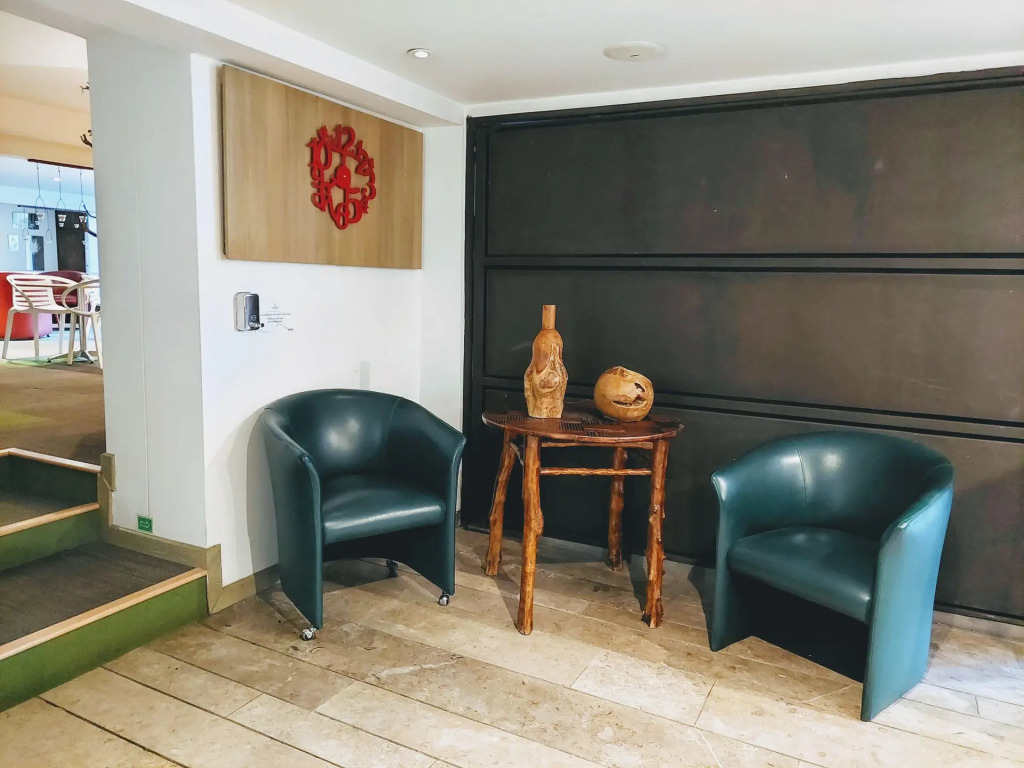 Hotel Viaggio Teleport City Suites