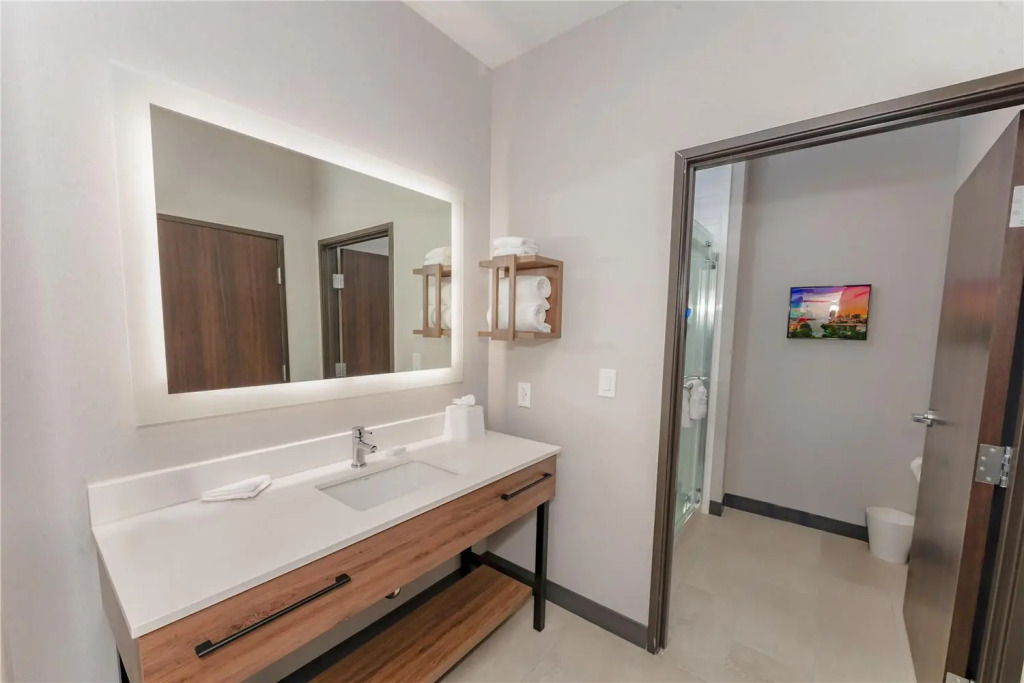 Hampton Inn & Suites Irving Hwy 183