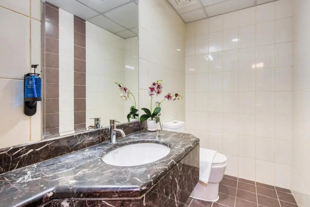 RH- Burj Al Nujoom, Downtown, 1BR near Dubai Mall