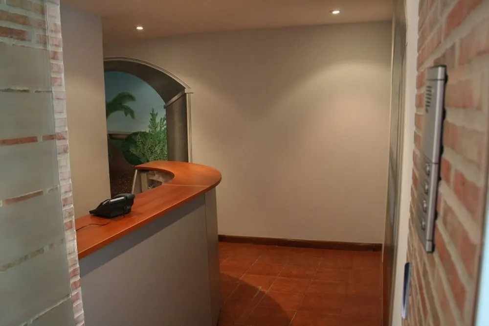 Apartamentos Metro Pasarela