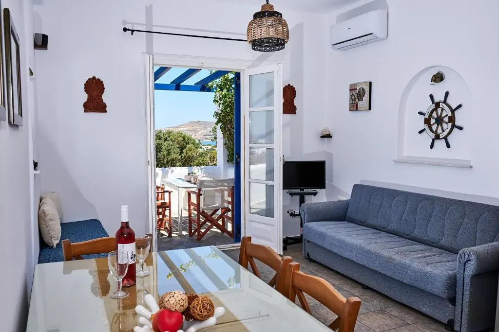 Aigaiou Avra Apartments