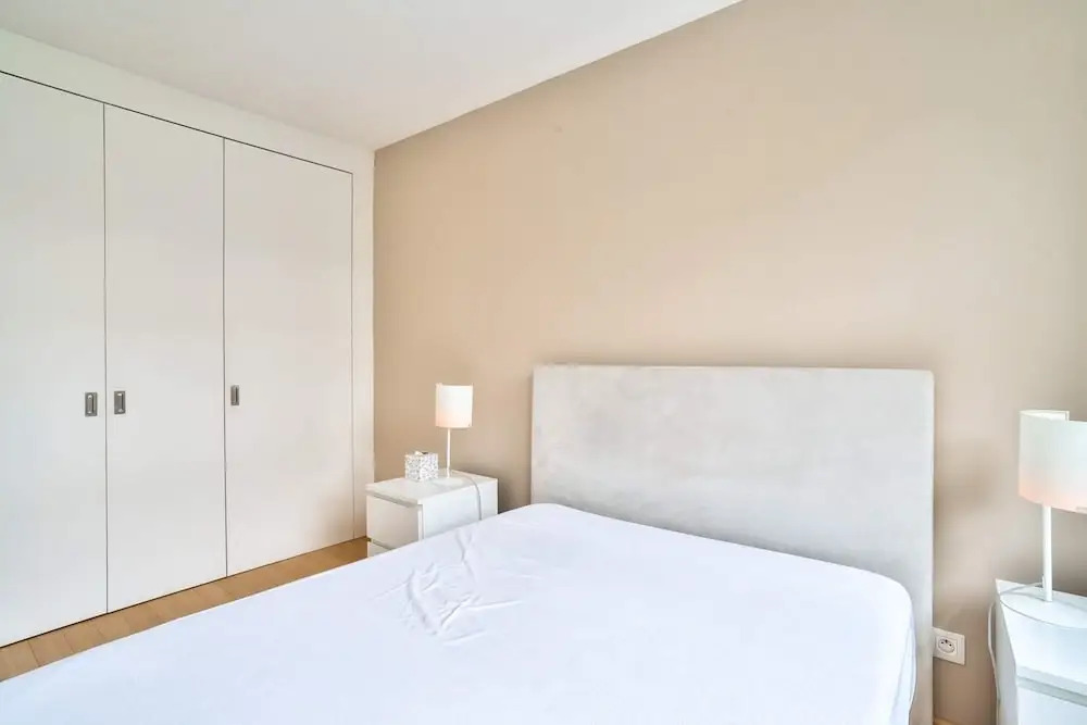 Charming 3 Room Apartment - Paris