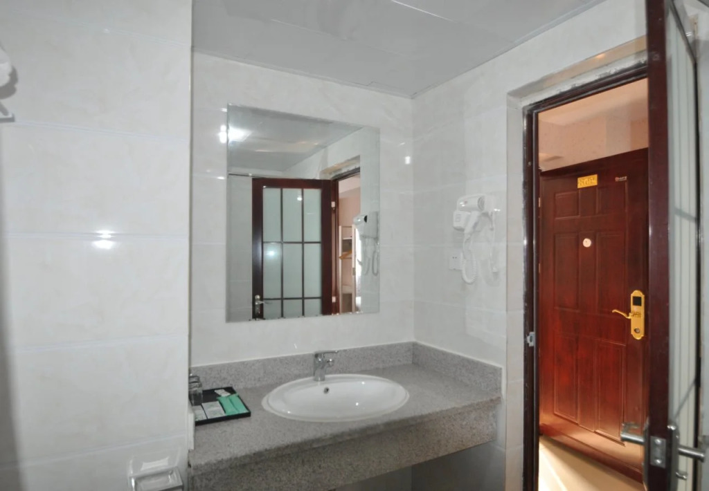 Chengdu Peach Garden hotel
