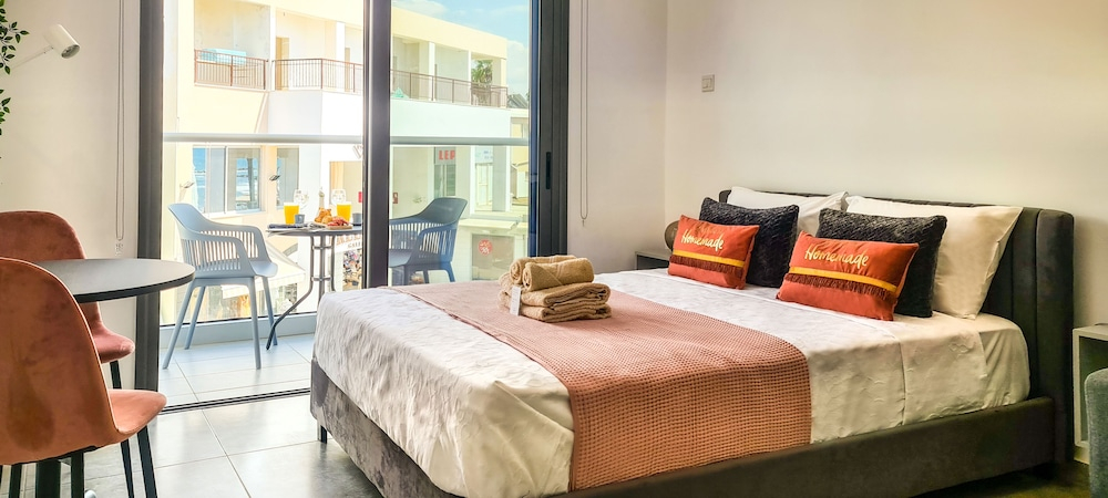 Phaedrus Living Seaside Flat Athina 115