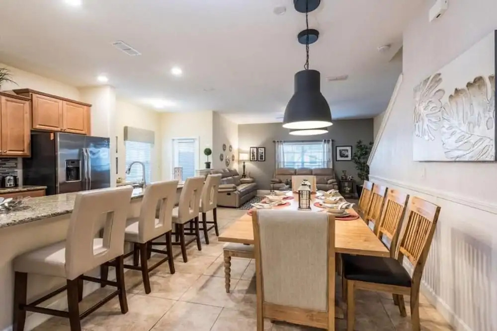 4899ct - Storey Lake 5 Bedroom Townhouse
