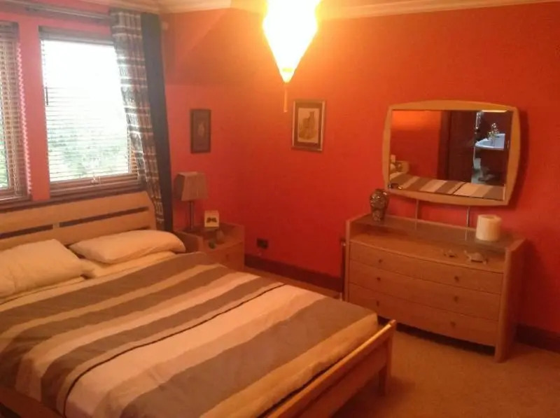 Tranquil accommodation in a great location.