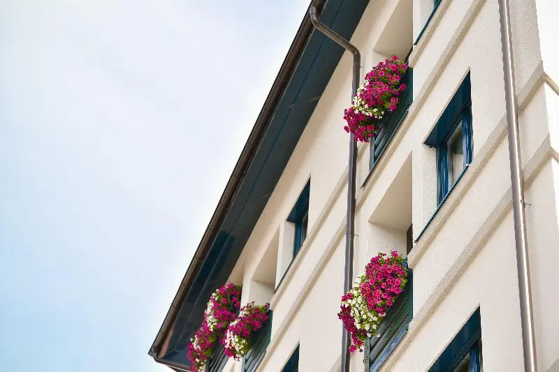 Central Inn