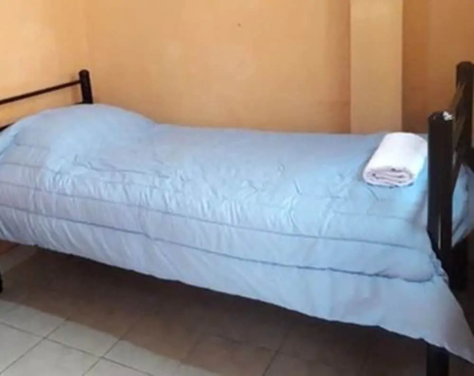 Friendly House & Hostel