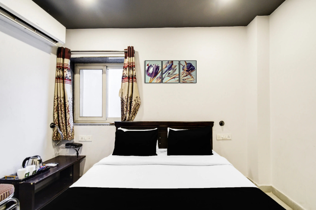 Super Townhouse Alwal Road