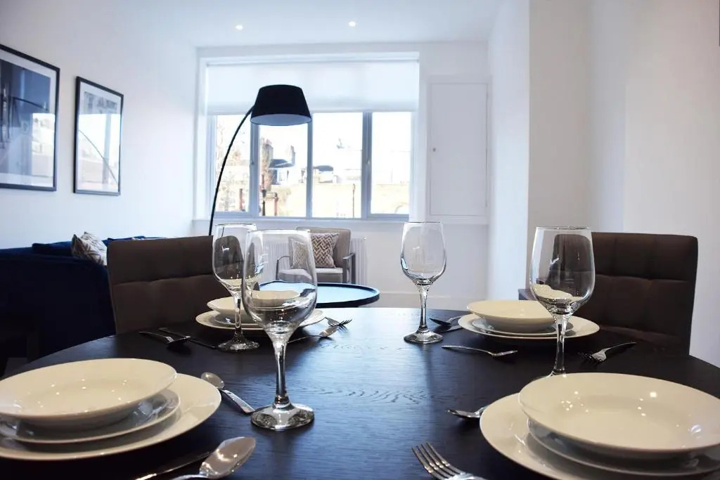 Harley Street Luxury Apartments by City Relay