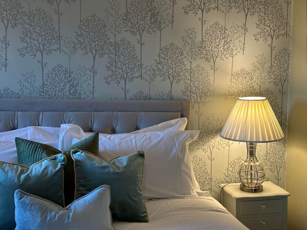 Burford Lodge