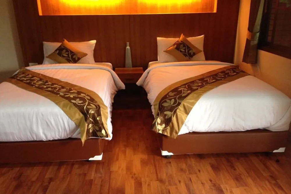 Ruenchan Resort at Saithai