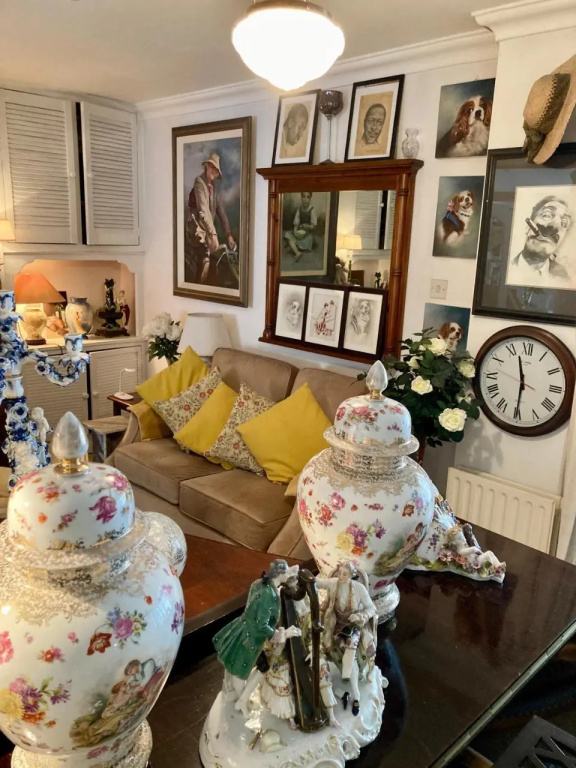 The Gallery B&B, the Glen, Kinsale ,County Cork