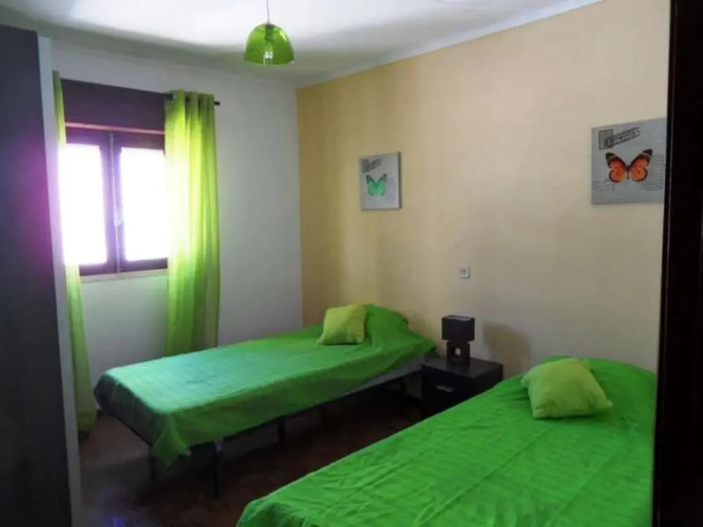 Apartment - 2 Bedrooms with Sea views - 101763