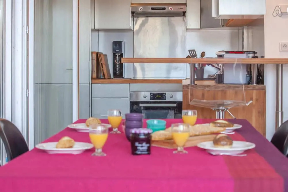 Charming Duplex With Terrace for 8 People in Port Vieux