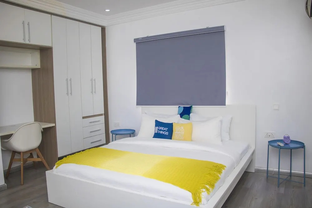 Yellow Door Apartments