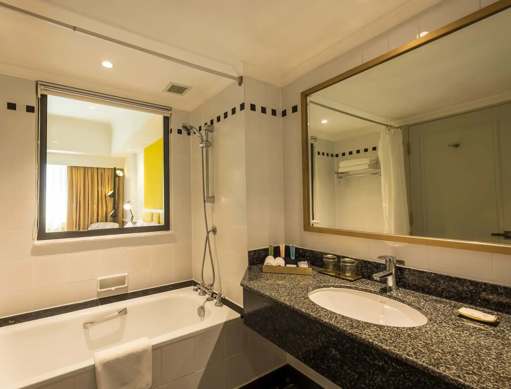 Saigon Prince Hotel