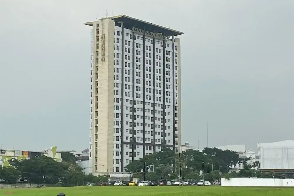 Modern Grey Studio For 2 Pax (No Kitchen) At Atria Residence Gading Serpong