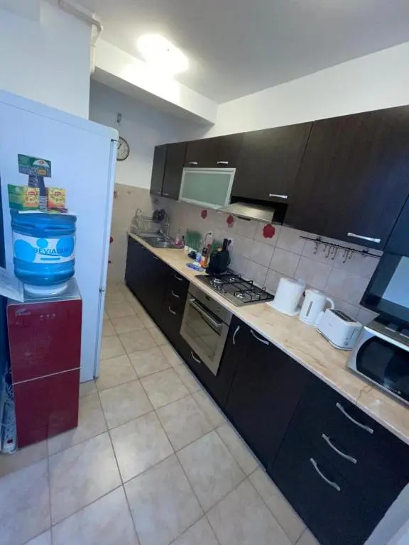 CENTRU UNIRII LUXURY VIP Apartament 2 camere 70 mp ! Parcare subterana privata incalzita iarna si climatizata vara doar cu rezervare in limita locurilor disponibile ! PROPRIETATE IN REGIM HOTELIEP - NU ARE BUCATARIE !