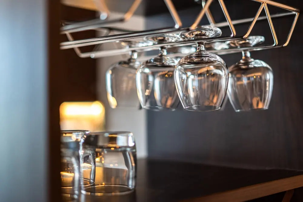 Saigon Suites Collection by Idg in D1
