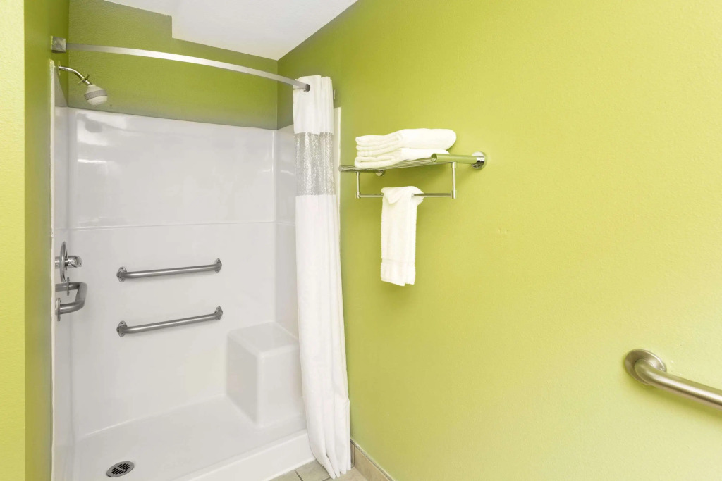 Days Inn by Wyndham Newport OR