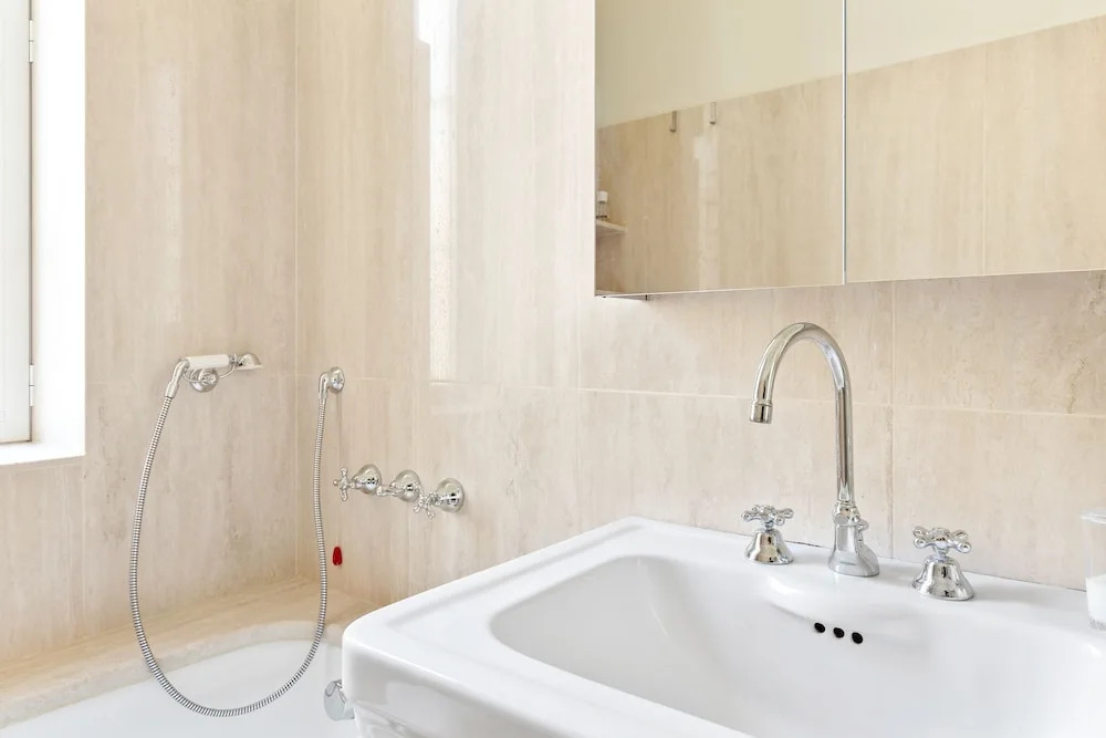 Corso Vercelli Elegant Apartment
