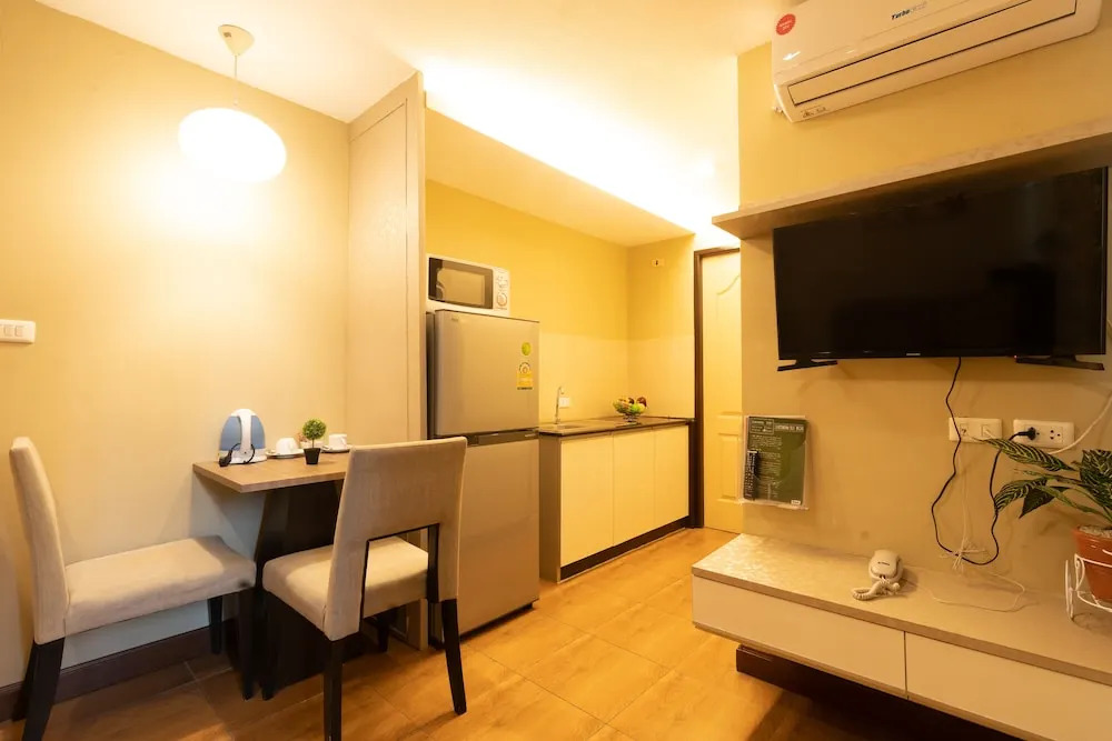 Greenview Ekkamai10 Suite