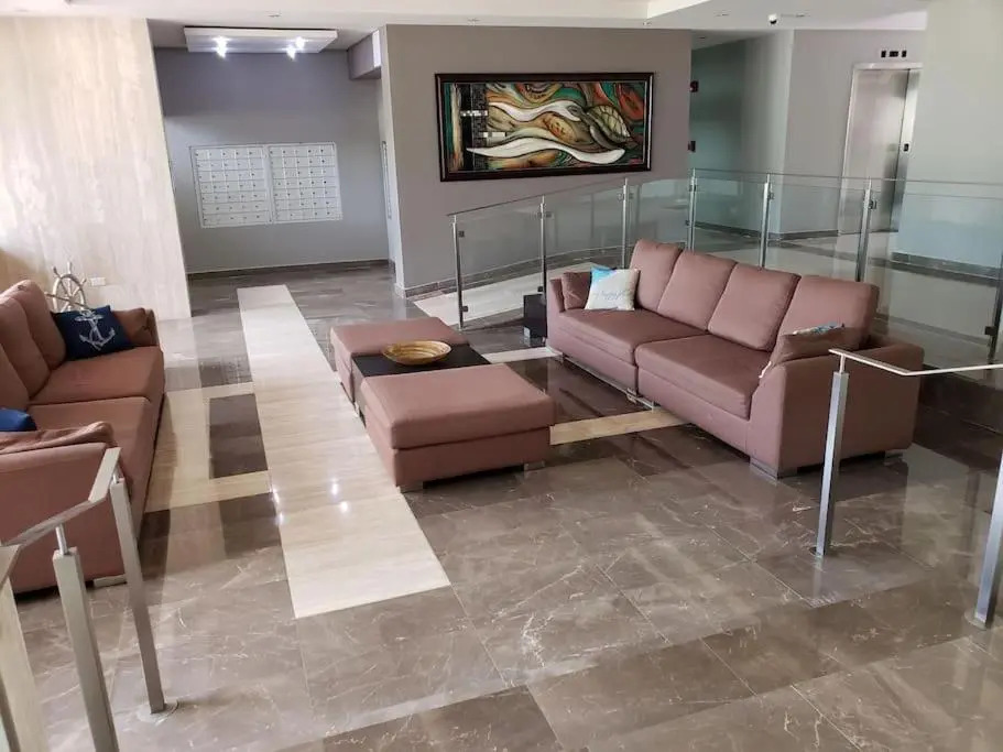 Beach Front Apt at Marbella del Caribe 3