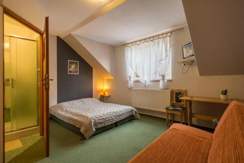 Harmont Montis- dawna Zającówka- IDEALNA lokalizacja - leśna enklawa w centrum miasta! Sauna, masaże, zabiegi spa