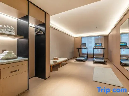 JI Hotel (Beijing Langxinzhuang Subway Station)