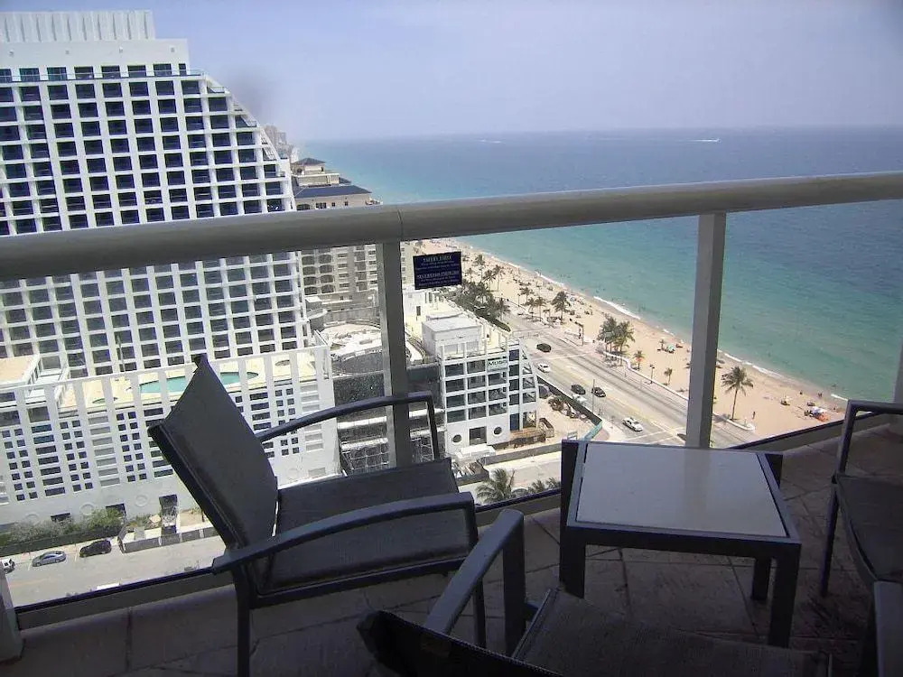 Private Residence At The Fort Lauderdale Beach Resort