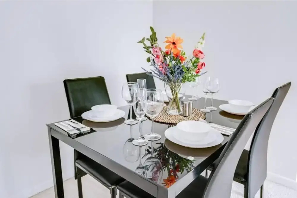 Central London Cosy Apartment With Parking