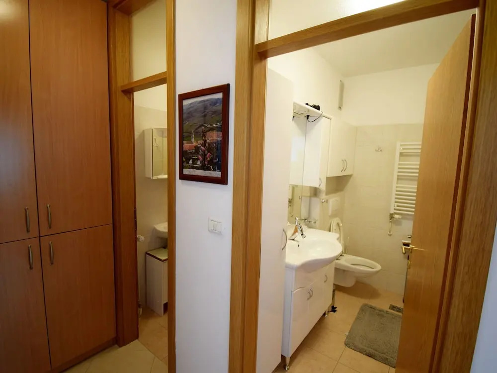 Spacious Apartment in Zadar With Balcony