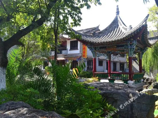 Yinghuawu Inn