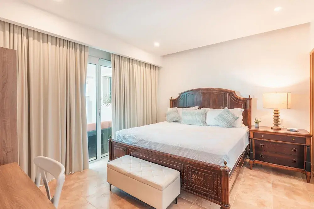 Apartment w Pool and Ocean View in Punta Palmera