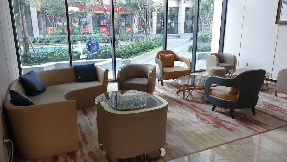 Stay In Vietnam Vinhomes Golden River
