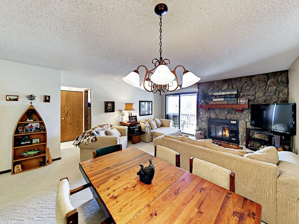 Jabberwocky Condo Unit 303 2 Bedrooms 2 Bathrooms Condo