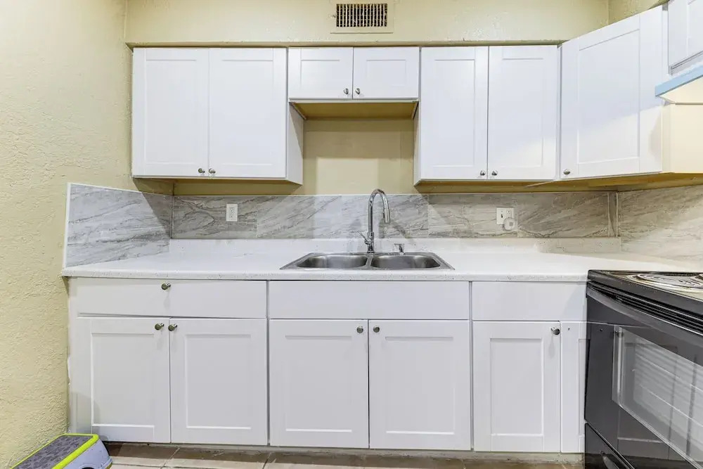 3 Mi to Dania Beach Pier: Convenient Apartment!