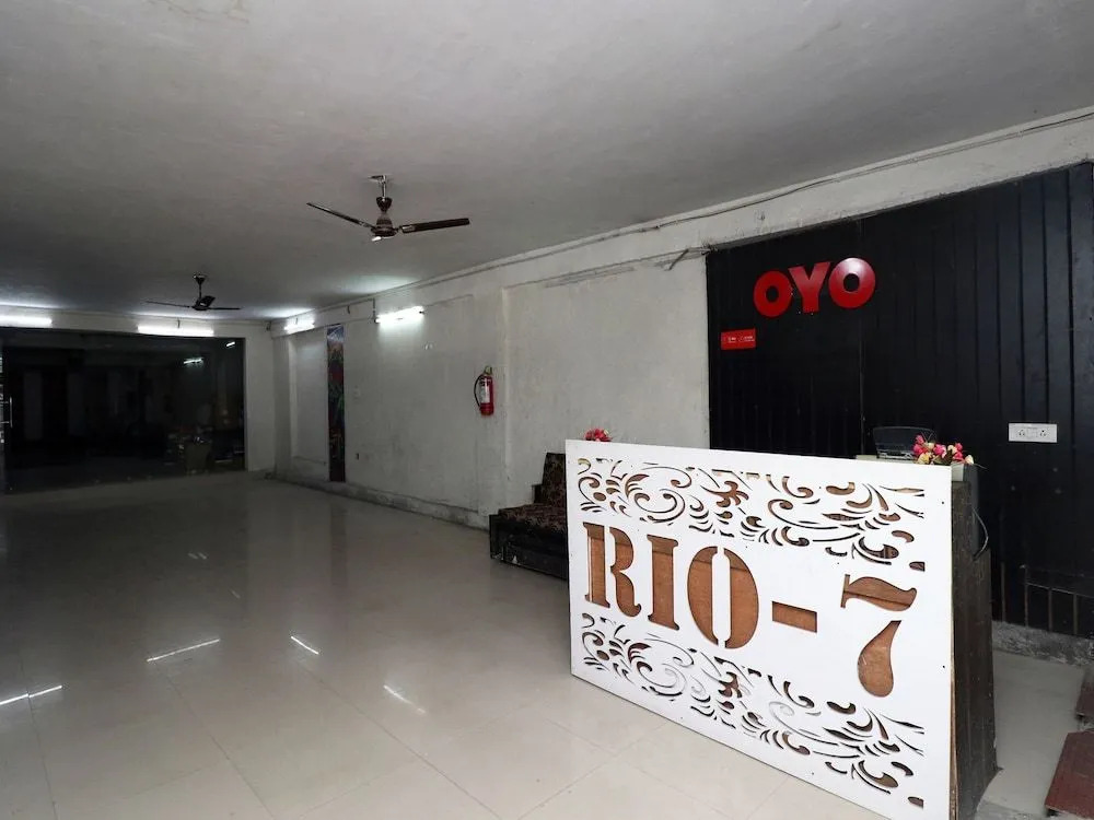 OYO 24466 Rio 7 Guest House