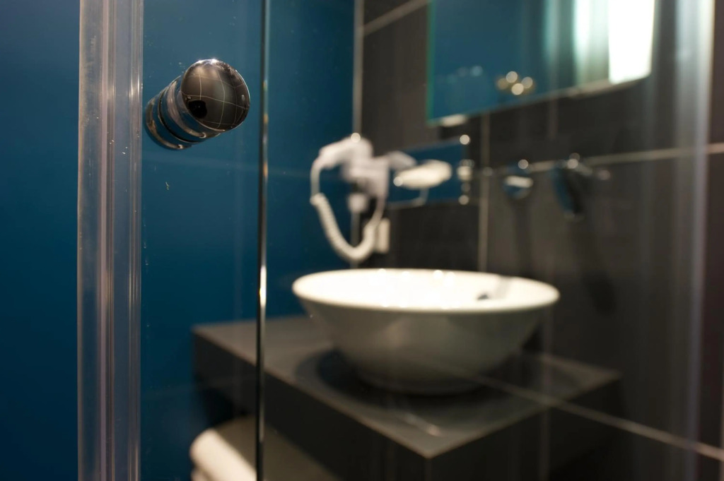 Le NexHotel